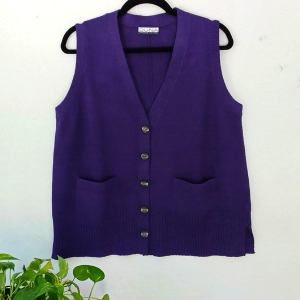 DUMA Hand Loomed Button Front Sleeveless Sweater Vest with Pockets XL